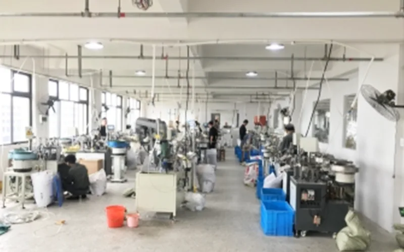 Multi-In Multi-Out Din Rail Type Splicing Wire Quick Connectors